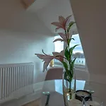 Period Penthouse In Clifton Village