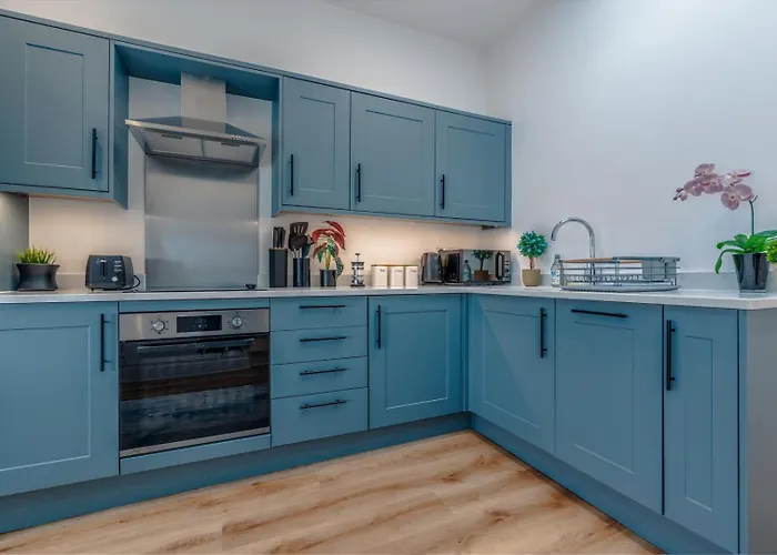 Period Penthouse In Clifton Village Apartment Bristol